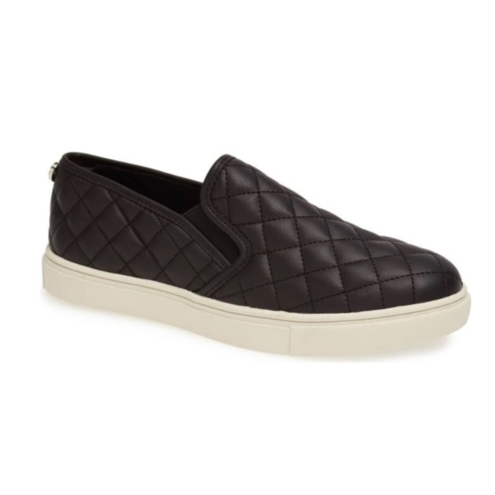 Steve Madden slip ons